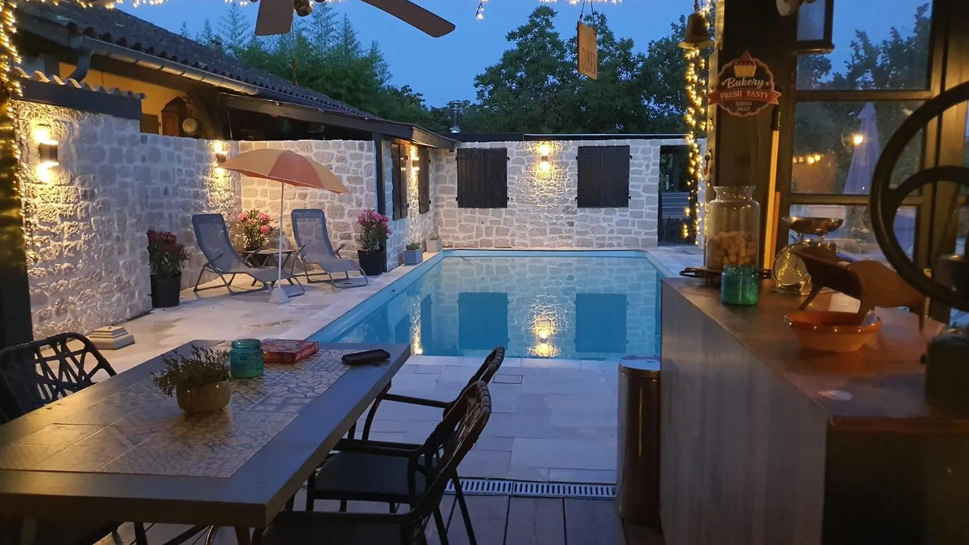 Holidayhomepoujol 2 Persons Montfermier